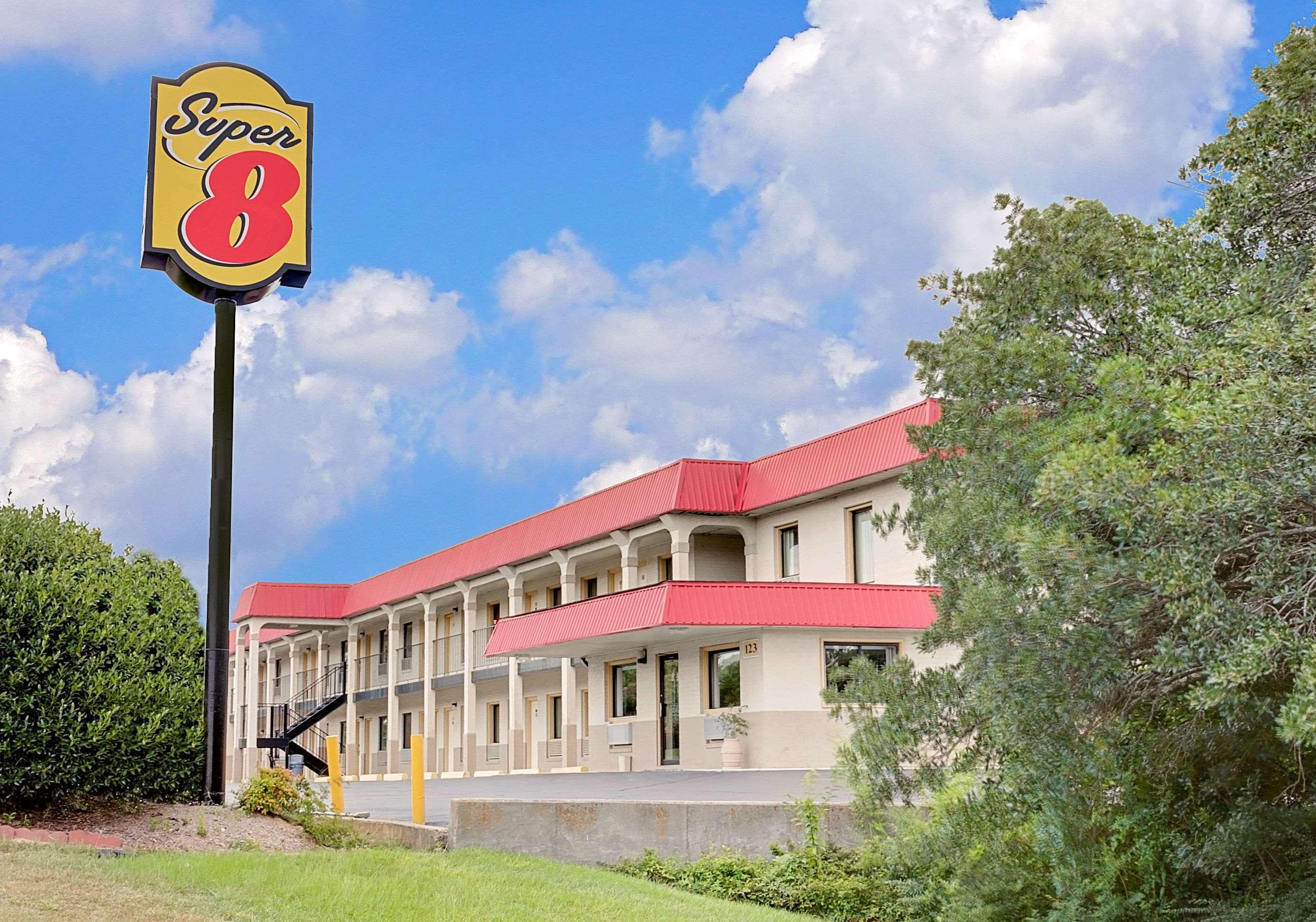 Super 8 By Wyndham Laurel Motel Exterior foto